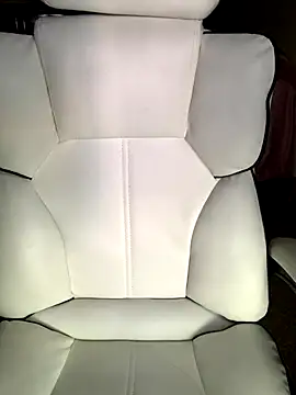 Snapshot of Milinda68 chatting on September 19, 2025, 7:43 am Milinda68 online show from September 19, 2025, 7:43 am