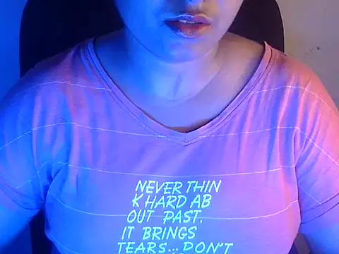 Snapshot of Aanya_Hazel chatting on September 9, 2025, 9:25 pm Aanya Hazel online show from September 9, 2025, 9:25 pm