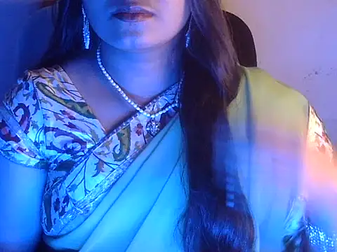 Snapshot of Aanya_Hazel chatting on September 26, 2025, 3:27 pm Aanya Hazel online show from September 26, 2025, 3:27 pm