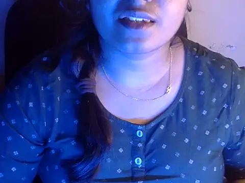 Snapshot of Aanya_Hazel chatting on September 27, 2025, 4:45 pm Aanya Hazel online show from September 27, 2025, 4:45 pm