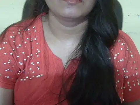 Snapshot of Aanya_Hazel chatting on October 15, 2025, 9:37 pm Aanya Hazel online show from October 15, 2025, 9:37 pm