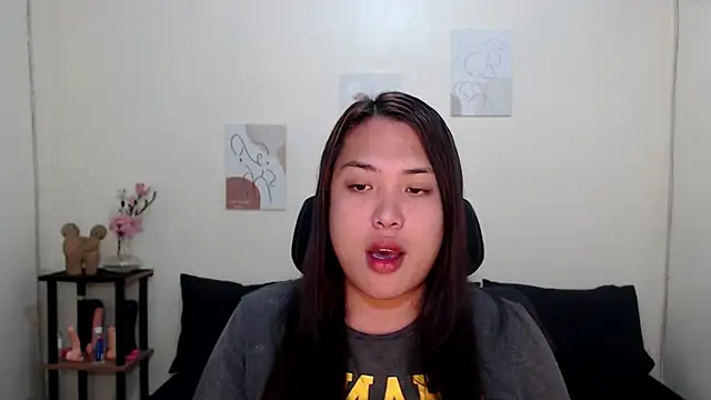SofiaMckinley69 online show from September 10, 2025, 8:25 am