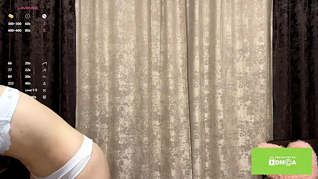 Snapshot of lady_linaa chatting on October 8, 2025, 4:37 pm lady linaa online show from October 8, 2025, 4:37 pm