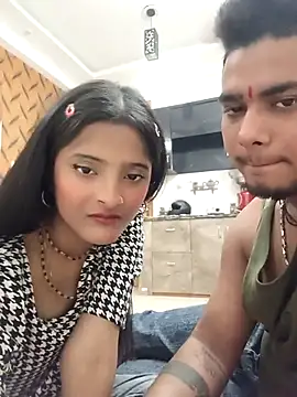 romantic couple1 online show from February 19, 2026, 1:56 am