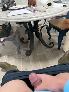 Snapshot of camboys_poyraz chatting on October 31, 2025, 2:40 pm camboys poyraz online show from October 31, 2025, 2:40 pm