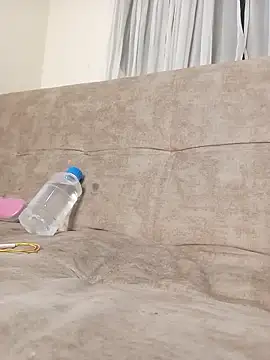 Snapshot of Marian_Zeller chatting on October 20, 2025, 9:10 am Marian Zeller online show from October 20, 2025, 9:10 am