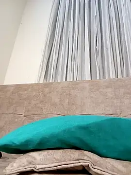 Snapshot of Marian_Zeller chatting on October 28, 2025, 9:13 am Marian Zeller online show from October 28, 2025, 9:13 am