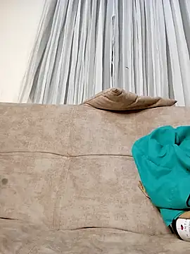 Snapshot of Marian_Zeller chatting on October 29, 2025, 9:22 am Marian Zeller online show from October 29, 2025, 9:22 am