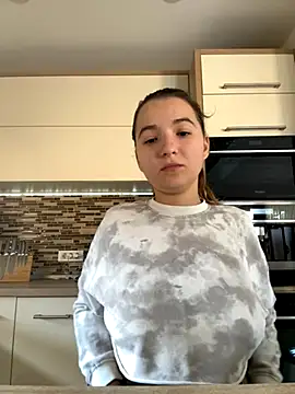 MissMay online show from September 20, 2025, 11:55 am