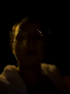 MissMay online show from September 21, 2025, 12:01 am