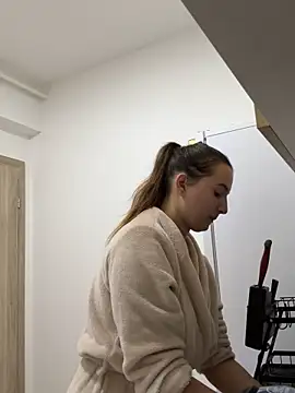 MissMay online show from September 29, 2025, 6:57 pm