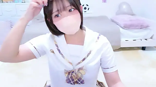 Hinata Sun online show from July 11, 2026, 12:30 pm
