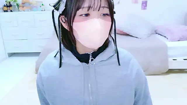 Hinata Sun online show from July 20, 2026, 1:46 pm
