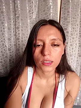 Snapshot of Lahila_ chatting on September 16, 2025, 3:13 pm Lahila  online show from September 16, 2025, 3:13 pm