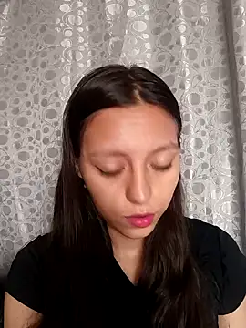 Snapshot of Lahila_ chatting on September 18, 2025, 1:24 pm Lahila  online show from September 18, 2025, 1:24 pm