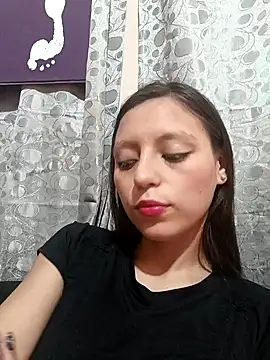 Snapshot of Lahila_ chatting on October 12, 2025, 1:10 pm Lahila  online show from October 12, 2025, 1:10 pm