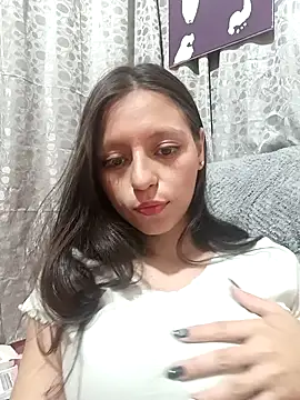 Snapshot of Lahila_ chatting on October 13, 2025, 1:22 pm Lahila  online show from October 13, 2025, 1:22 pm