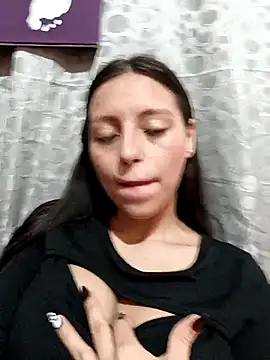 Snapshot of Lahila_ chatting on October 20, 2025, 1:11 pm Lahila  online show from October 20, 2025, 1:11 pm