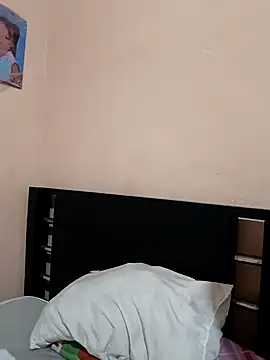 Snapshot of Lahila_ chatting on October 30, 2025, 11:38 pm Lahila  online show from October 30, 2025, 11:38 pm