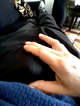 DjArroyo 01 online show from September 23, 2025, 3:48 pm