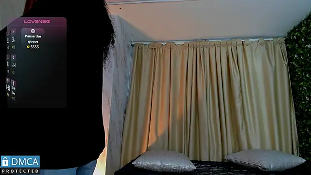 Snapshot of Kiara_Zahiri__ chatting on September 19, 2025, 11:11 am Kiara Zahiri online show from September 19, 2025, 11:11 am