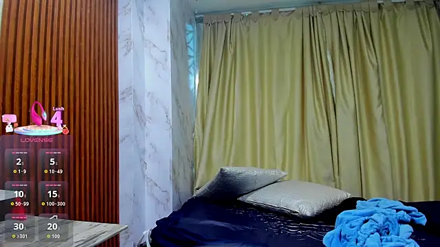 Snapshot of Kiara_Zahiri__ chatting on September 26, 2025, 11:03 am Kiara Zahiri online show from September 26, 2025, 11:03 am