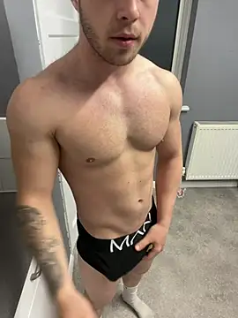 harleybarker online show from April 6, 2026, 2:20 am