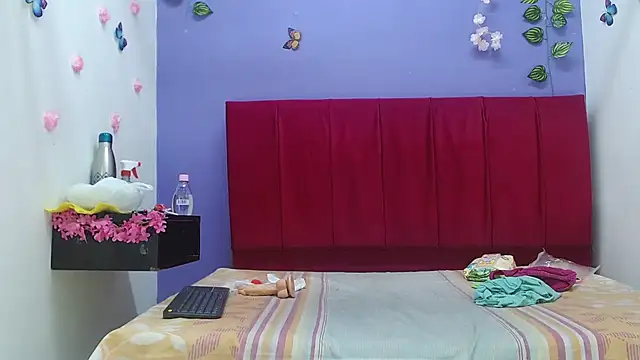 Snapshot of andrealopezcm101 chatting on October 3, 2025, 11:07 am andrealopezcm101 online show from October 3, 2025, 11:07 am