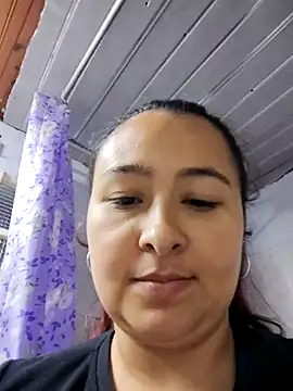 Freyacooper online show from September 25, 2025, 2:04 am