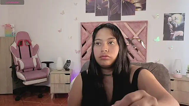 Candy Chloe02 online show from June 14, 2026, 5:09 am