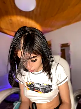 Emma pink10 online show from September 14, 2025, 1:32 pm