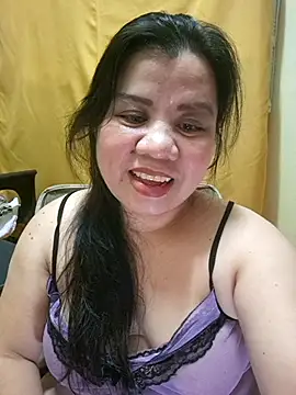 Snapshot of hotlyn45 chatting on October 21, 2025, 12:17 pm hotlyn45 online show from October 21, 2025, 12:17 pm