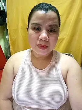 Snapshot of hotlyn45 chatting on October 22, 2025, 1:44 pm hotlyn45 online show from October 22, 2025, 1:44 pm