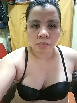 Snapshot of hotlyn45 chatting on October 30, 2025, 1:18 am hotlyn45 online show from October 30, 2025, 1:18 am