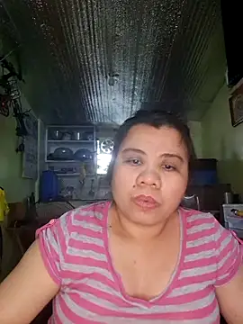 Snapshot of hotlyn45 chatting on February 16, 2026, 1:46 am hotlyn45 online show from February 16, 2026, 1:46 am