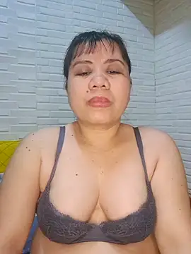 Snapshot of hotlyn45 chatting on March 20, 2026, 9:19 pm hotlyn45 online show from March 20, 2026, 9:19 pm