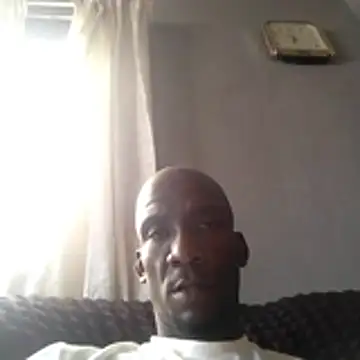 Snapshot of longdickson12345 chatting on April 10, 2026, 1:38 pm longdickson12345 online show from April 10, 2026, 1:38 pm