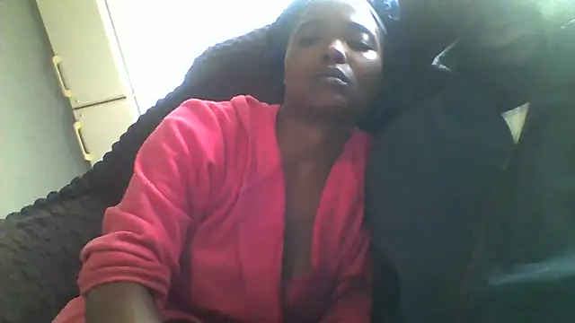 Snapshot of longdickson12345 chatting on April 25, 2026, 1:25 pm longdickson12345 online show from April 25, 2026, 1:25 pm