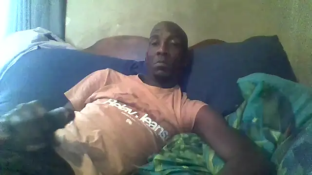 Snapshot of longdickson12345 chatting on May 10, 2026, 11:04 am longdickson12345 online show from May 10, 2026, 11:04 am