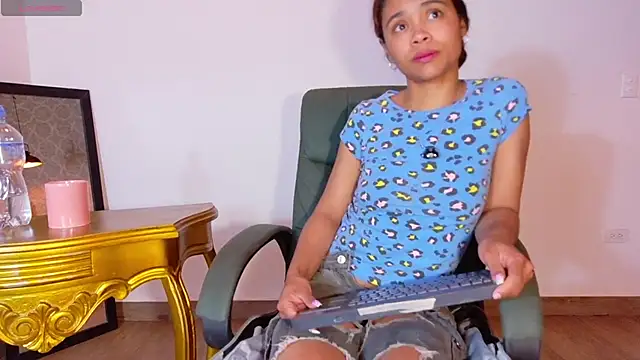 Kristall 06 online show from December 18, 2025, 2:39 am