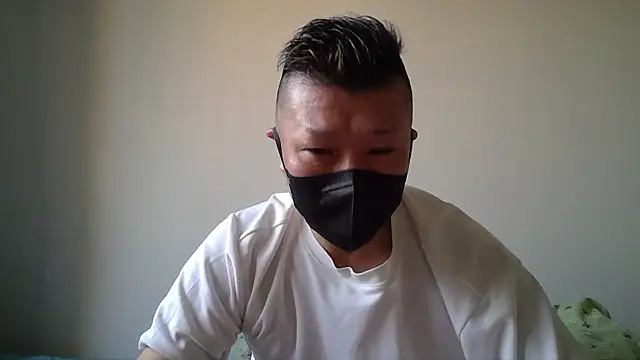 Snapshot of yuuta_yy chatting on March 23, 2026, 8:18 am yuuta yy online show from March 23, 2026, 8:18 am