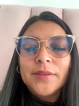 Snapshot of Zui_Rouse chatting on September 22, 2025, 2:19 pm Zui Rouse online show from September 22, 2025, 2:19 pm