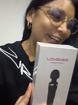 Snapshot of Zui_Rouse chatting on September 27, 2025, 4:50 am Zui Rouse online show from September 27, 2025, 4:50 am