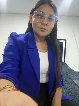 Snapshot of Zui_Rouse chatting on September 29, 2025, 3:22 am Zui Rouse online show from September 29, 2025, 3:22 am