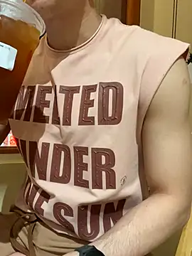 anhkiet huang online show from October 30, 2025, 1:23 pm