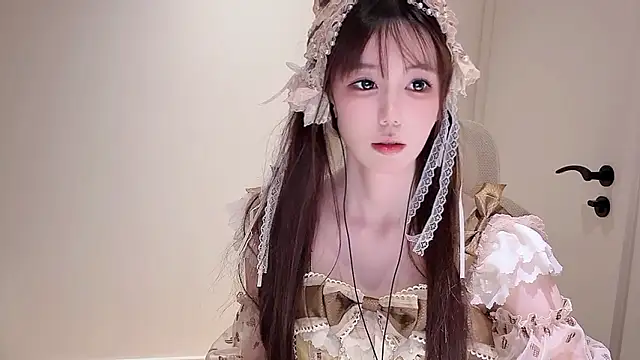 Xiao-runbao online show from February 3, 2026, 2:22 pm