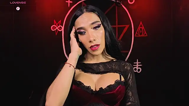 Victoriavampire666 online show from May 5, 2026, 1:57 am