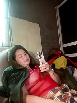 Snapshot of suki-lady chatting on October 24, 2025, 2:19 am suki-lady online show from October 24, 2025, 2:19 am