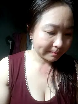 suki-lady online show from December 2, 2025, 4:40 am