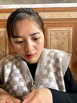 Snapshot of Lonnina chatting on November 15, 2025, 6:00 am Lonnina online show from November 15, 2025, 6:00 am